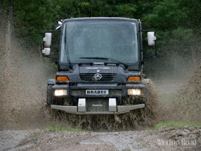 brabus_unimog_wallpaper.jpg