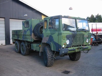 prenez un scania 6x6, celui ci