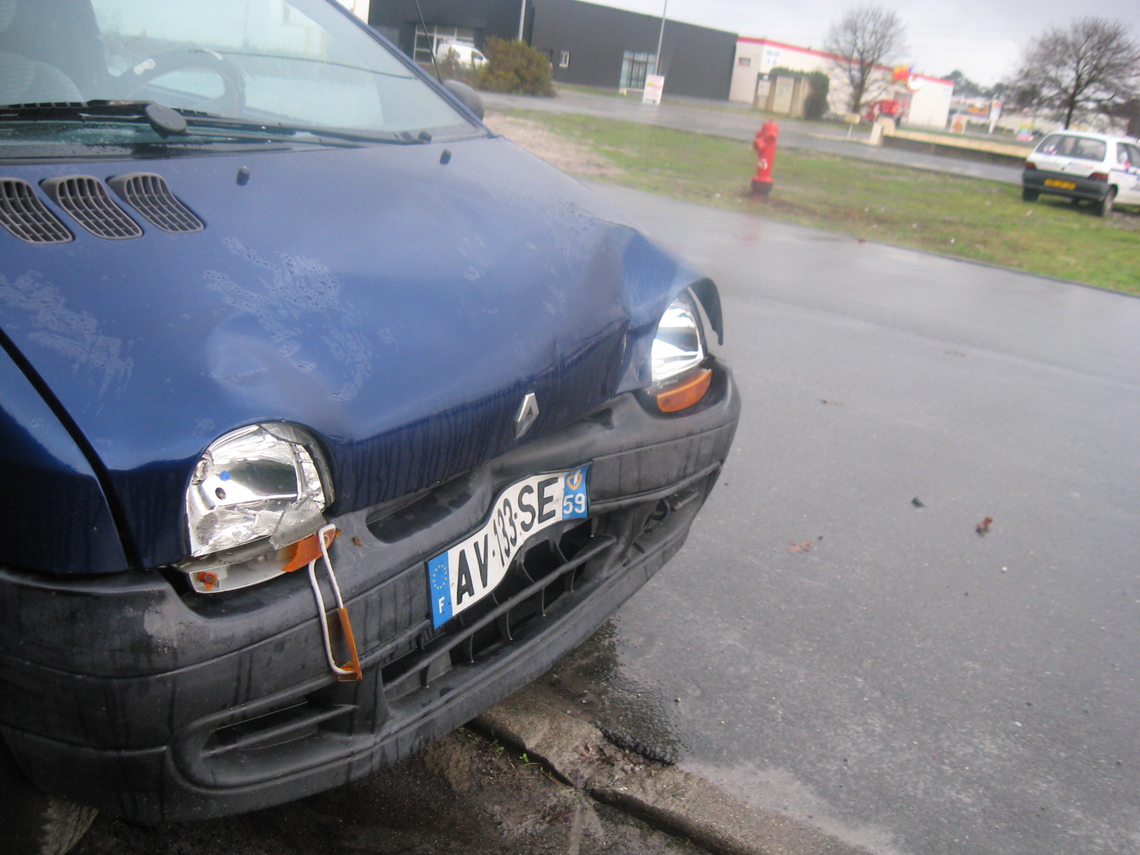 J'ai la twingo qui prend l'eau (résolu) - Forum BMH