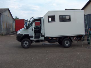 camion iveco carosserie 008_320x240.jpg