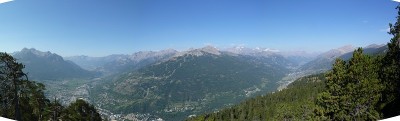 Un 180° sur Briançon et ses environs vue de la Croix de Toulouse