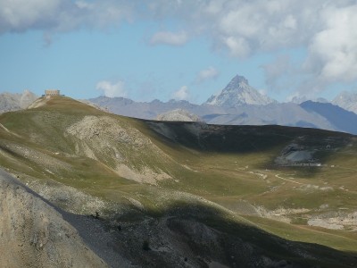 Vue du col du Granon vers L'Italie