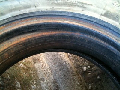 et mise en place à l'identique dans le nouveau pneu.