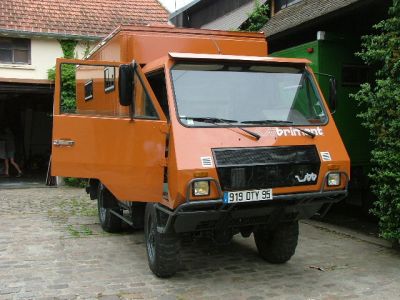 Brimont-4x4-cecile-taleux02-ico.jpg