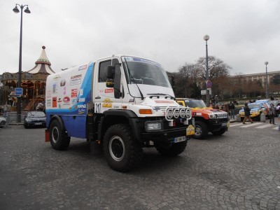 Avec le manège et sa musique en boucle de 09h00 à 16h30...