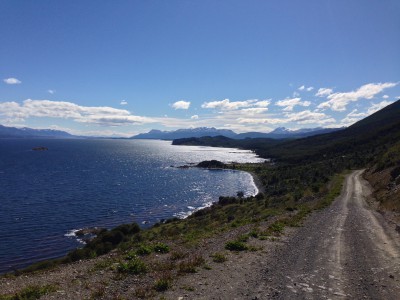 Le long du canal beagle en revenant de l'entrée du canal du sud du sud de la pointe Argentine