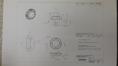 Écrou central qui sert pour renault/Volvo pour des boîtes à vitesse réf : 5010372353