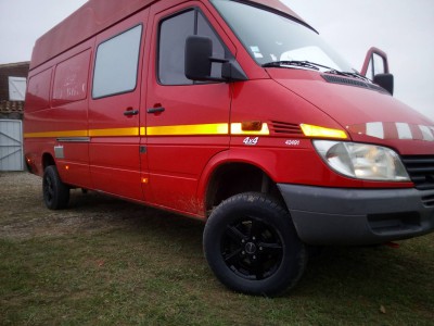 pneus jantes sprinter 4x4 2.jpg