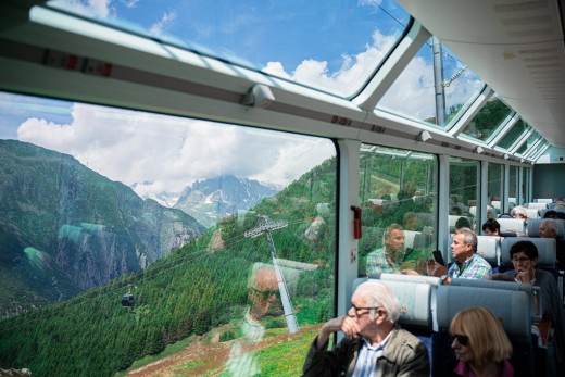 train-panoramique-suisse-1060x707.jpg
