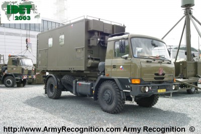 Tatra_Recovery_Truck_Idet_2003_Czech_Republic_01.jpg