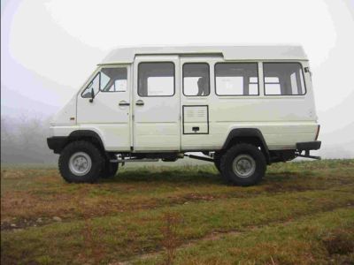 Renault B90 4x4 radio CRS