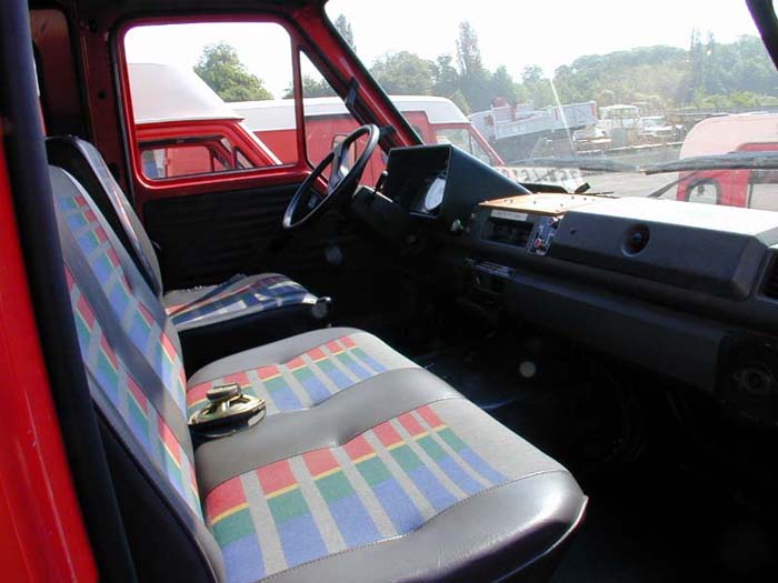 cabine_B90_4x4.jpg