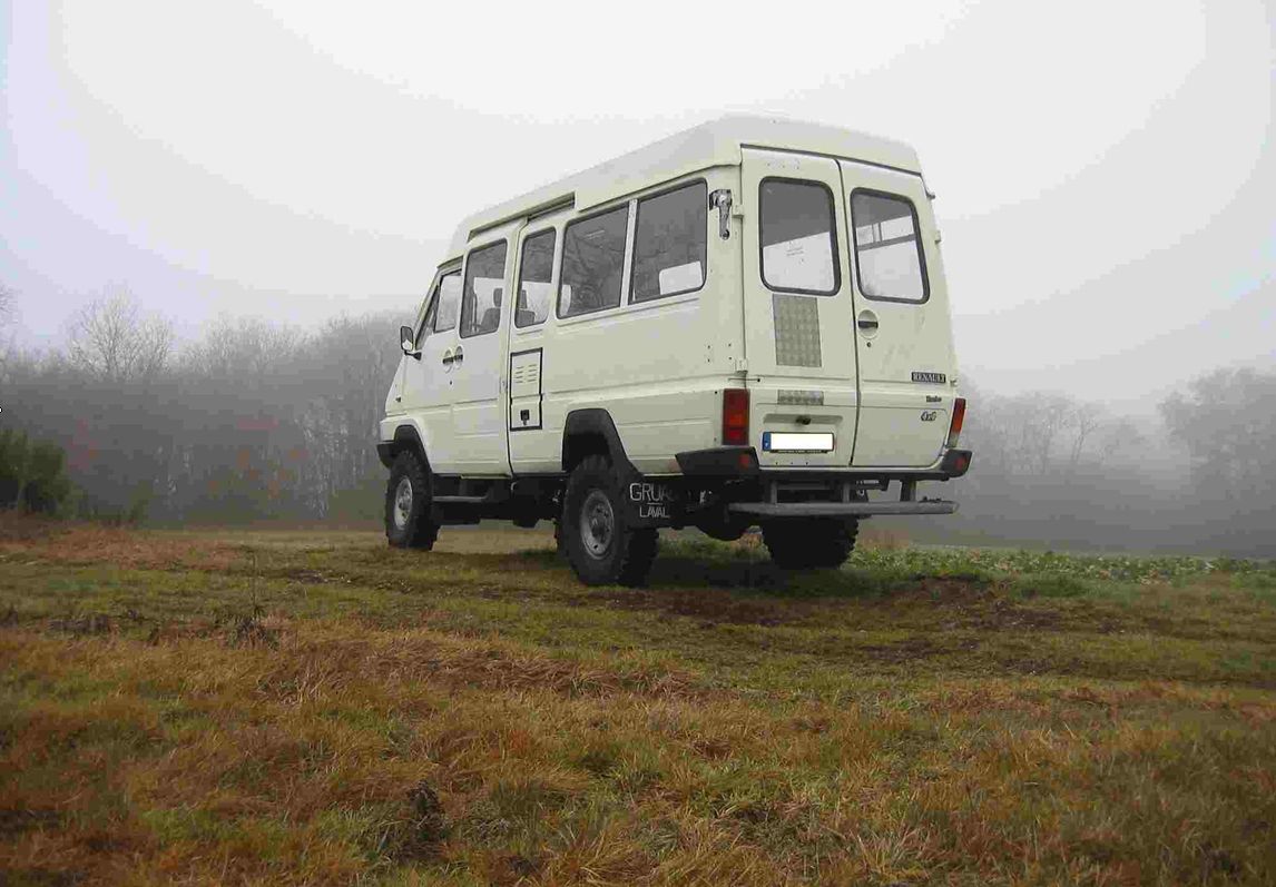 B90 4x4 Vitré Gruau B90 4x4 Vitré Gruau