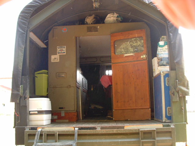 shelter Ã©quipee camping car