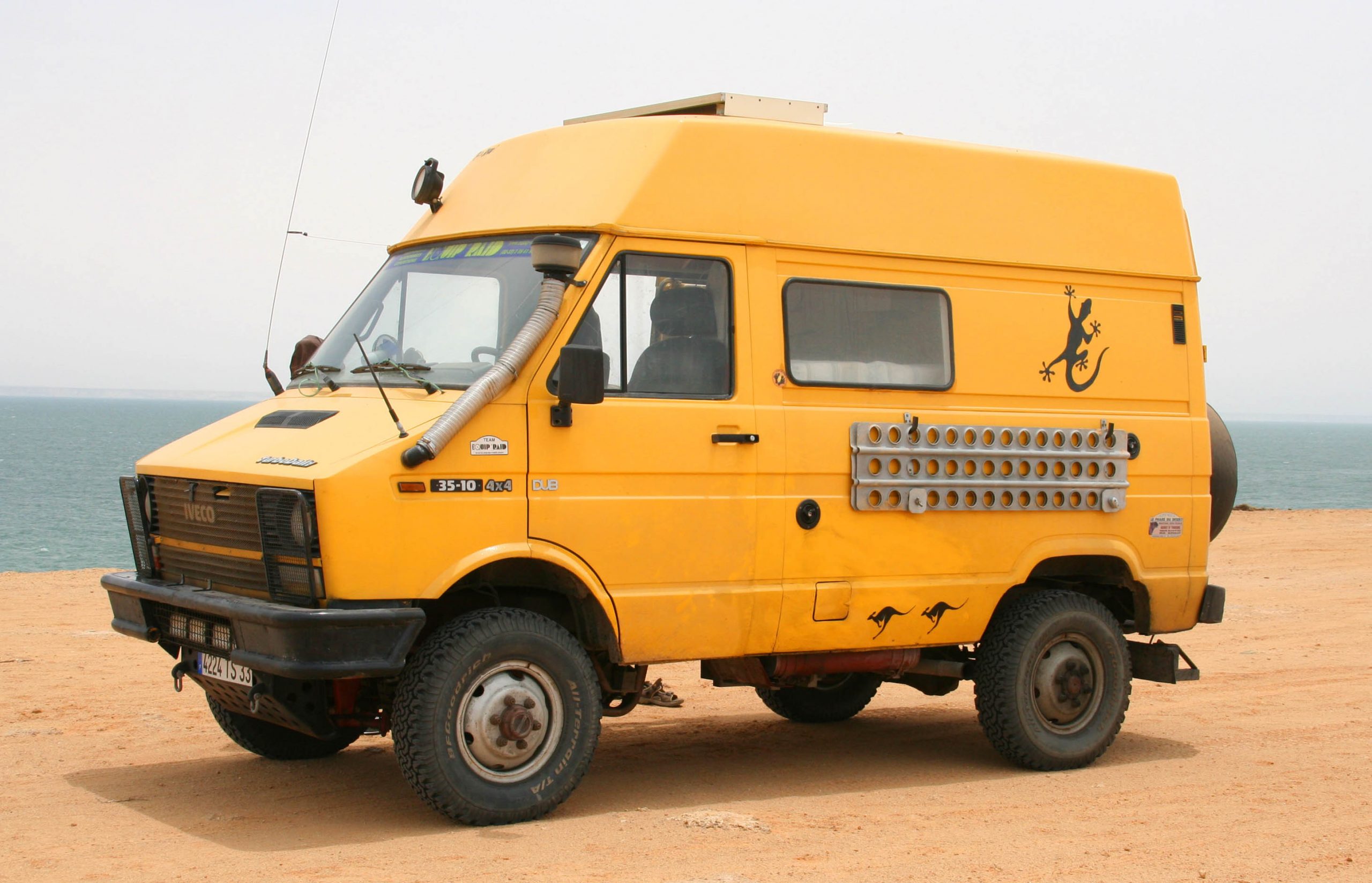 Iveco_ext_2.jpg
