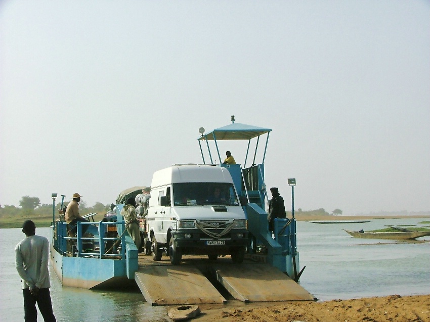 Le bac pour DjennÃ©,Mali