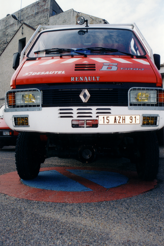 Renault_B90_-_4x4_-Ponticelli_02.png