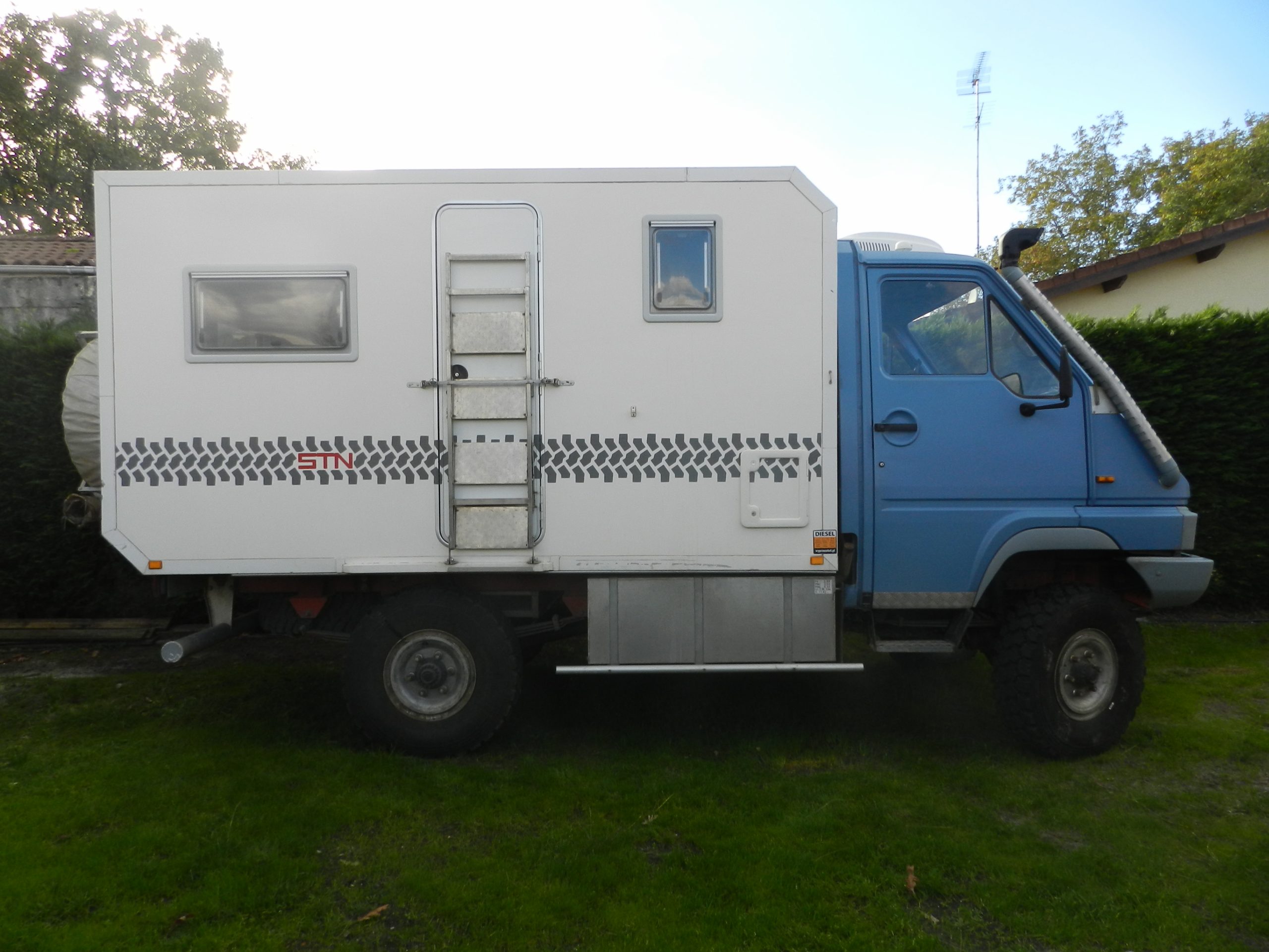 b110_003.jpg